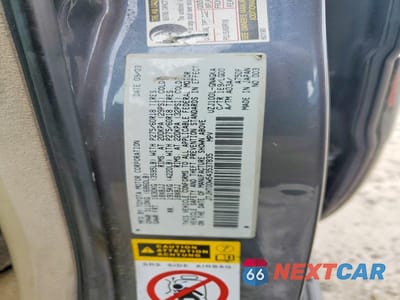 Zdjęcie 13 z 13 samochodu: 2004 LEXUS LX 470 BASE VIN:JTJHT00W543537835 - miniatura