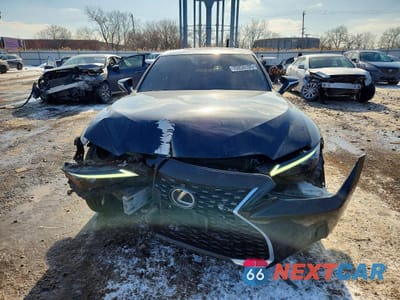 Piąte zdjęcie samochodu w środku: 2021 LEXUS IS 300 VIN:JTHC81F24M5044837 - miniatura