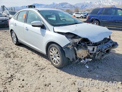 Czwarte zdjęcie samochodu z boku: 2012 FORD FOCUS SE VIN:1FAHP3F23CL178664 - miniatura