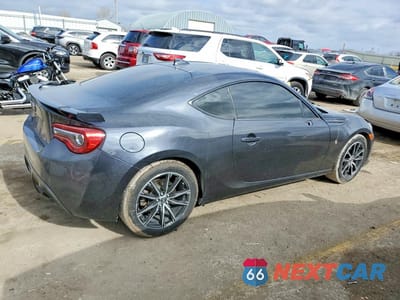 Trzecie zdjęcie samochodu z tyłu: 2019 TOYOTA 86 GT VIN:JF1ZNAE13K8700394 - miniatura