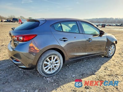 Trzecie zdjęcie samochodu z tyłu: 2017 MAZDA 3 SPORT VIN:3MZBN1K72HM117482 - miniatura