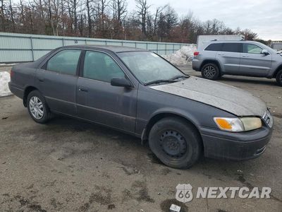 Czwarte zdjęcie samochodu z boku: 2001 TOYOTA CAMRY CE VIN:4T1BG22K51U868094 - miniatura