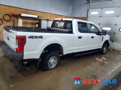 Trzecie zdjęcie samochodu z tyłu: 2019 FORD F250 SUPER DUTY VIN:1FT7W2B60KEG06043 - miniatura