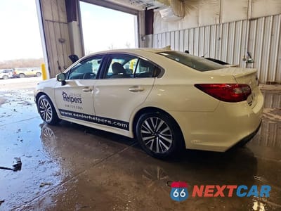 Drugie zdjęcie samochodu z przodu: 2018 SUBARU LEGACY 2.5I PREMIUM VIN:4S3BNAC60J3036027 - miniatura