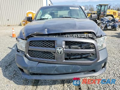 Piąte zdjęcie samochodu w środku: 2017 RAM 1500 ST VIN:1C6RR7KG2HS665408 - miniatura
