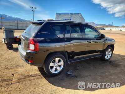Trzecie zdjęcie samochodu z tyłu: 2016 JEEP COMPASS SPORT VIN:1C4NJDBB9GD661831 - miniatura