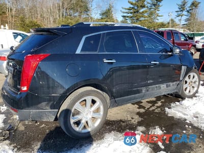 Trzecie zdjęcie samochodu z tyłu: 2016 CADILLAC SRX PERFORMANCE COLLECTION VIN:3GYFNCE38GS549409 - miniatura