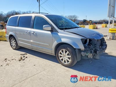 Czwarte zdjęcie samochodu z boku: 2014 CHRYSLER TOWN & COUNTRY TOURING VIN:2C4RC1BG7ER442236 - miniatura