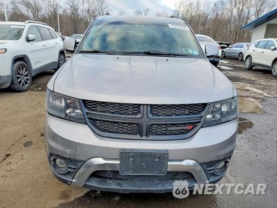 Piąte zdjęcie samochodu w środku: 2017 DODGE JOURNEY CROSSROAD VIN:3C4PDDGG2HT696145 - miniatura