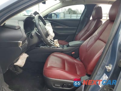 Zdjęcie 7 z 13 samochodu: 2023 MAZDA CX-30 PREFERRED VIN:3MVDMBCM5PM570808 - miniatura