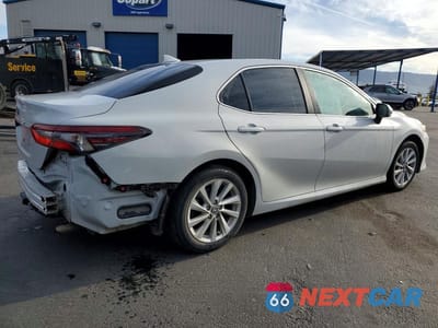 Trzecie zdjęcie samochodu z tyłu: 2023 TOYOTA CAMRY LE VIN:4T1C11AK3PU158833 - miniatura