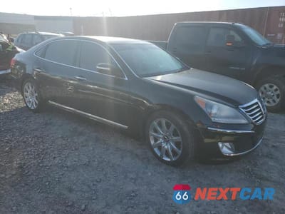 Czwarte zdjęcie samochodu z boku: 2011 HYUNDAI EQUUS SIGNATURE VIN:KMHGH4JF6BU035151 - miniatura