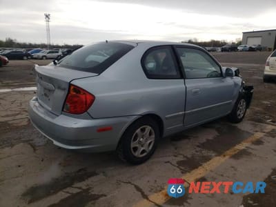 Trzecie zdjęcie samochodu z tyłu: 2005 HYUNDAI ACCENT GS VIN:KMHCG35C45U340339 - miniatura