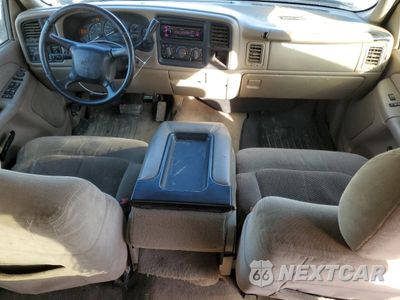 Zdjęcie 8 z 12 samochodu: 2002 CHEVROLET SILVERADO K2500 HEAVY DUTY VIN:1GCHK23112F218784 - miniatura