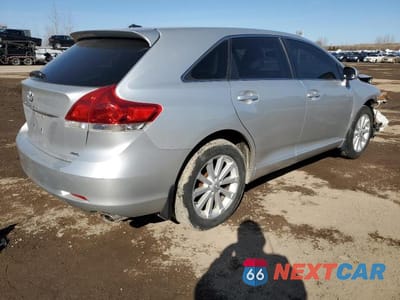 Trzecie zdjęcie samochodu z tyłu: 2010 TOYOTA VENZA VIN:4T3BA3BB3AU013537 - miniatura