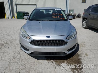 Piąte zdjęcie samochodu w środku: 2016 FORD FOCUS SE VIN:1FADP3F23GL291289 - miniatura