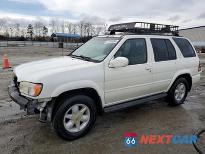 2001 NISSAN PATHFINDER LE JN8DR09X71W572323 - główne zdjęcie licytacji z USA - miniatura