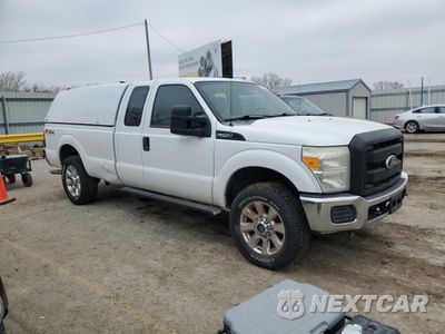 Czwarte zdjęcie samochodu z boku: 2011 FORD F250 SUPER DUTY VIN:1FT7X2B60BEA10864 - miniatura