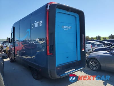 Drugie zdjęcie samochodu z przodu: 2023 RIVIAN EDV 500 VIN:7FCEHEB57PN001626 - miniatura