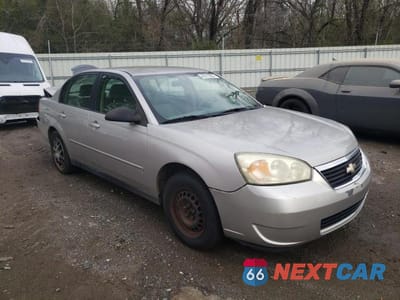 Czwarte zdjęcie samochodu z boku: 2008 CHEVROLET MALIBU LS VIN:1G1ZS58FX8F113401 - miniatura