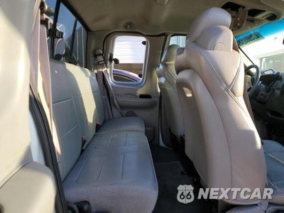 Zdjęcie 10 z 12 samochodu: 2002 FORD F150 VIN:1FTRX17L92NB43611 - miniatura