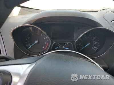 Zdjęcie 9 z 12 samochodu: 2015 FORD ESCAPE SE VIN:1FMCU0G70FUA19195 - miniatura