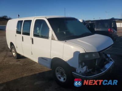 Czwarte zdjęcie samochodu z boku: 2004 GMC SAVANA G2500 VIN:1GTGG25V441125819 - miniatura