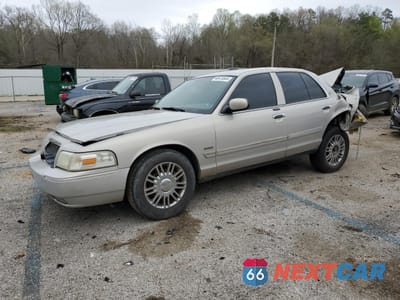 2010 MERCURY GRAND MARQUIS LS 2MEBM7FV0AX631924 - główne zdjęcie licytacji z USA - miniatura
