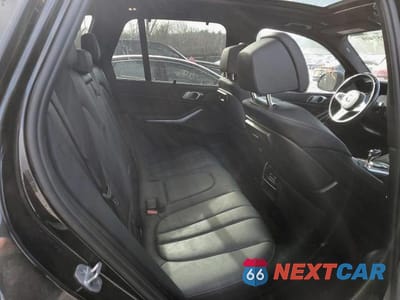 Zdjęcie 10 z 12 samochodu: 2021 BMW X5 M50I VIN:5UXJU4C05M9F51619 - miniatura