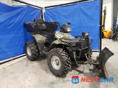 2001 POLARIS SPORTSMAN 500 RSE 4XACH50A11A518519 - główne zdjęcie licytacji z USA - miniatura