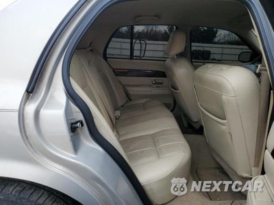 Zdjęcie 10 z 12 samochodu: 2007 MERCURY GRAND MARQUIS LS VIN:2MEFM75V57X643191 - miniatura