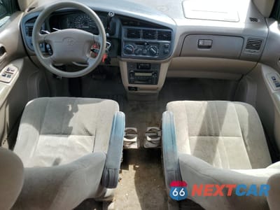 Zdjęcie 8 z 14 samochodu: 2000 TOYOTA SIENNA CE VIN:4T3ZF19C6YU180875 - miniatura