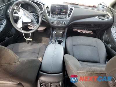 Zdjęcie 8 z 12 samochodu: 2020 CHEVROLET MALIBU LT VIN:1G1ZD5ST0LF027788 - miniatura