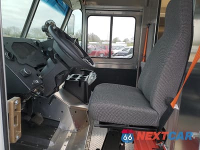 Zdjęcie 7 z 13 samochodu: 2021 FORD F59 VIN:1F65F5KNXM0A15222 - miniatura