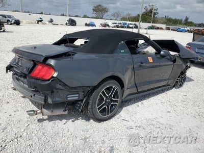 Trzecie zdjęcie samochodu z tyłu: 2020 FORD MUSTANG VIN:1FATP8UH1L5113556 - miniatura