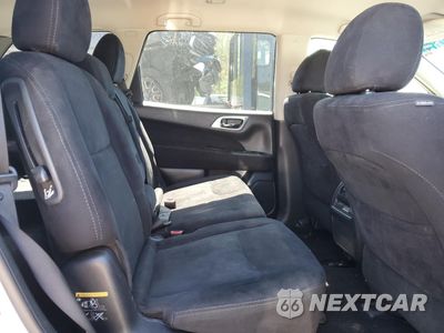 Zdjęcie 11 z 13 samochodu: 2016 NISSAN PATHFINDER S VIN:5N1AR2MN7GC653439 - miniatura