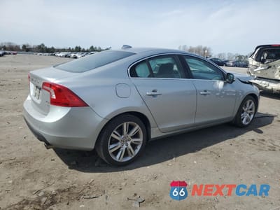 Trzecie zdjęcie samochodu z tyłu: 2012 VOLVO S60 T6 VIN:YV1902FH4C2120225 - miniatura