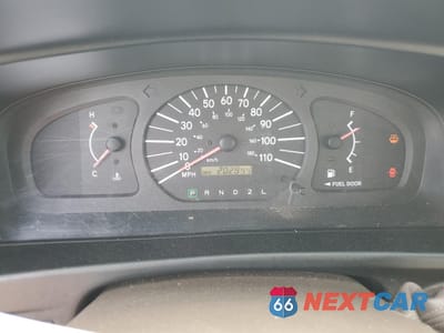 Zdjęcie 9 z 14 samochodu: 2000 TOYOTA SIENNA CE VIN:4T3ZF19C6YU180875 - miniatura