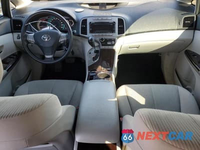 Zdjęcie 8 z 13 samochodu: 2010 TOYOTA VENZA VIN:4T3BA3BB3AU013537 - miniatura