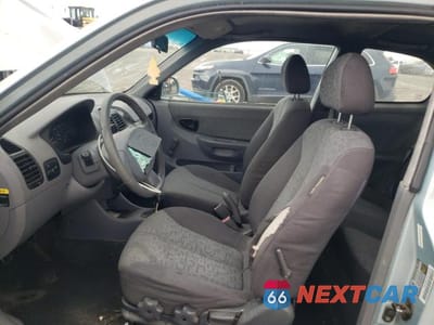 Zdjęcie 7 z 12 samochodu: 2005 HYUNDAI ACCENT GS VIN:KMHCG35C45U340339 - miniatura