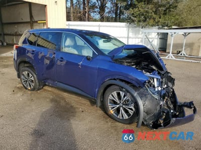 Czwarte zdjęcie samochodu z boku: 2021 NISSAN ROGUE SV VIN:JN8AT3BB9MW201057 - miniatura