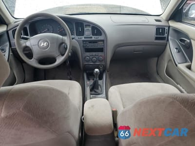Zdjęcie 8 z 12 samochodu: 2005 HYUNDAI ELANTRA GLS VIN:KMHDN56D85U176638 - miniatura