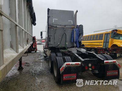 Trzecie zdjęcie samochodu z tyłu: 2005 FREIGHTLINER CONVENTIONAL COLUMBIA VIN:1FUJA6CKX5LN41153 - miniatura