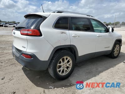 Trzecie zdjęcie samochodu z tyłu: 2016 JEEP CHEROKEE LATITUDE VIN:1C4PJMCS9GW322806 - miniatura