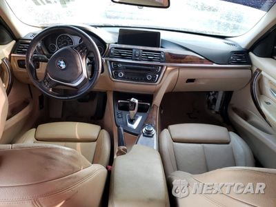 Zdjęcie 8 z 13 samochodu: 2012 BMW 328 I VIN:WBA3A5C53CF344516 - miniatura