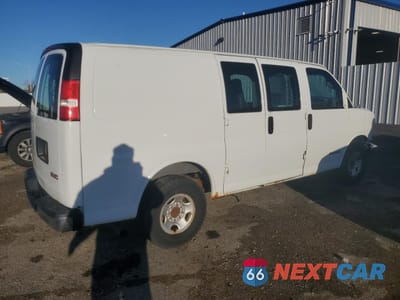 Trzecie zdjęcie samochodu z tyłu: 2004 GMC SAVANA G2500 VIN:1GTGG25V441125819 - miniatura