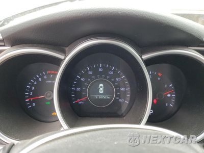 Zdjęcie 9 z 12 samochodu: 2015 KIA OPTIMA LX VIN:KNAGM4A72F5660782 - miniatura