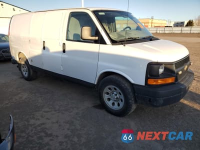 Czwarte zdjęcie samochodu z boku: 2010 CHEVROLET EXPRESS G1500 VIN:1GCUGAD4XA1164271 - miniatura