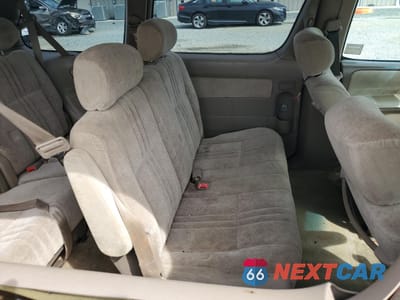 Zdjęcie 11 z 14 samochodu: 2000 TOYOTA SIENNA CE VIN:4T3ZF19C6YU180875 - miniatura