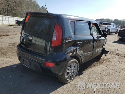 Trzecie zdjęcie samochodu z tyłu: 2013 KIA SOUL + VIN:KNDJT2A69D7594529 - miniatura